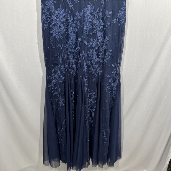 NEW $219 Alex Evenings [ 14 ] Illusion Neck Lace Embroider Godet Gown Navy‎ - Picture 11 of 13